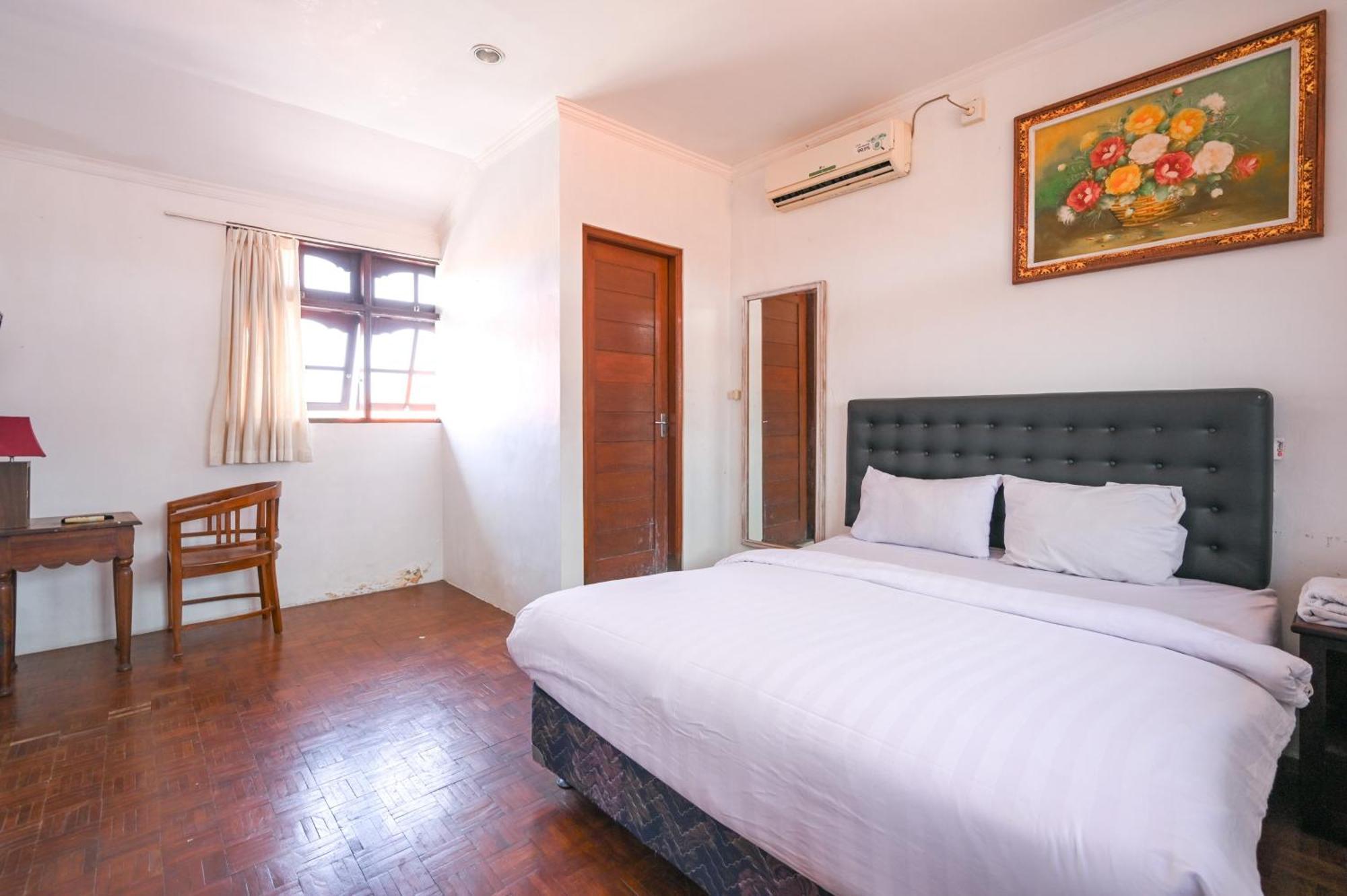 Ceria Guesthouse Seminyak Mitra Reddoorz Zewnętrze zdjęcie
