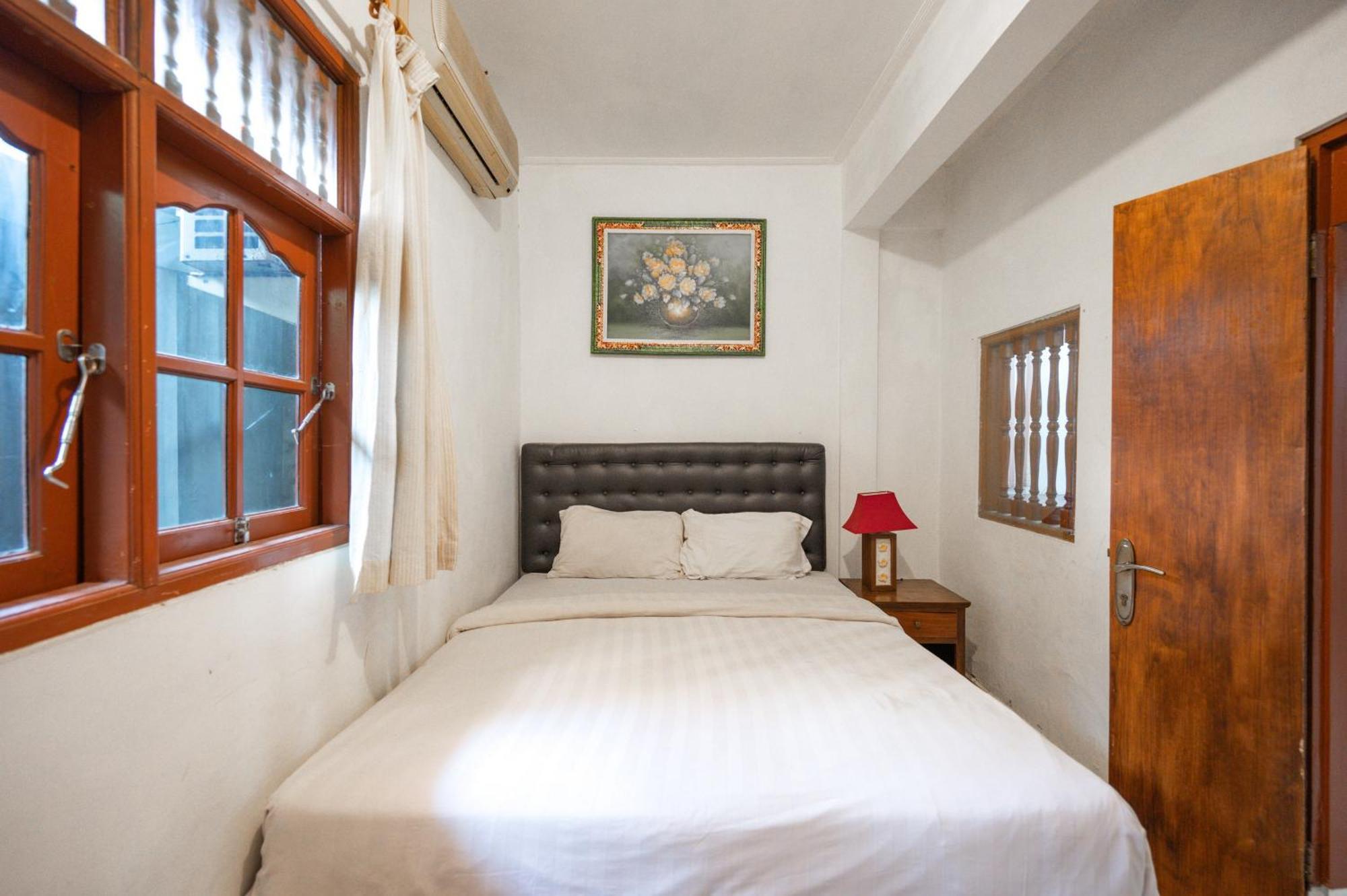 Ceria Guesthouse Seminyak Mitra Reddoorz Zewnętrze zdjęcie