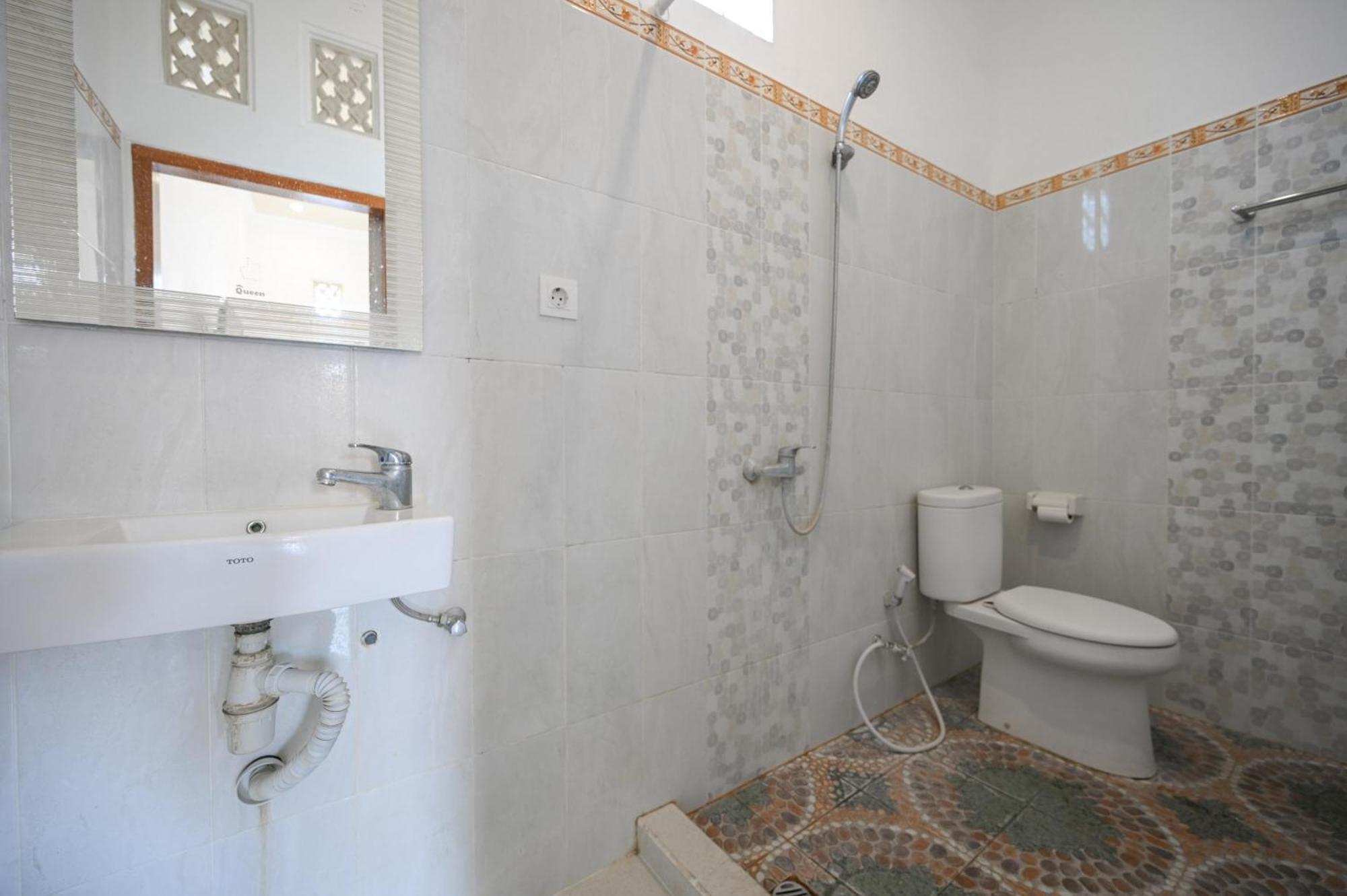 Ceria Guesthouse Seminyak Mitra Reddoorz Zewnętrze zdjęcie