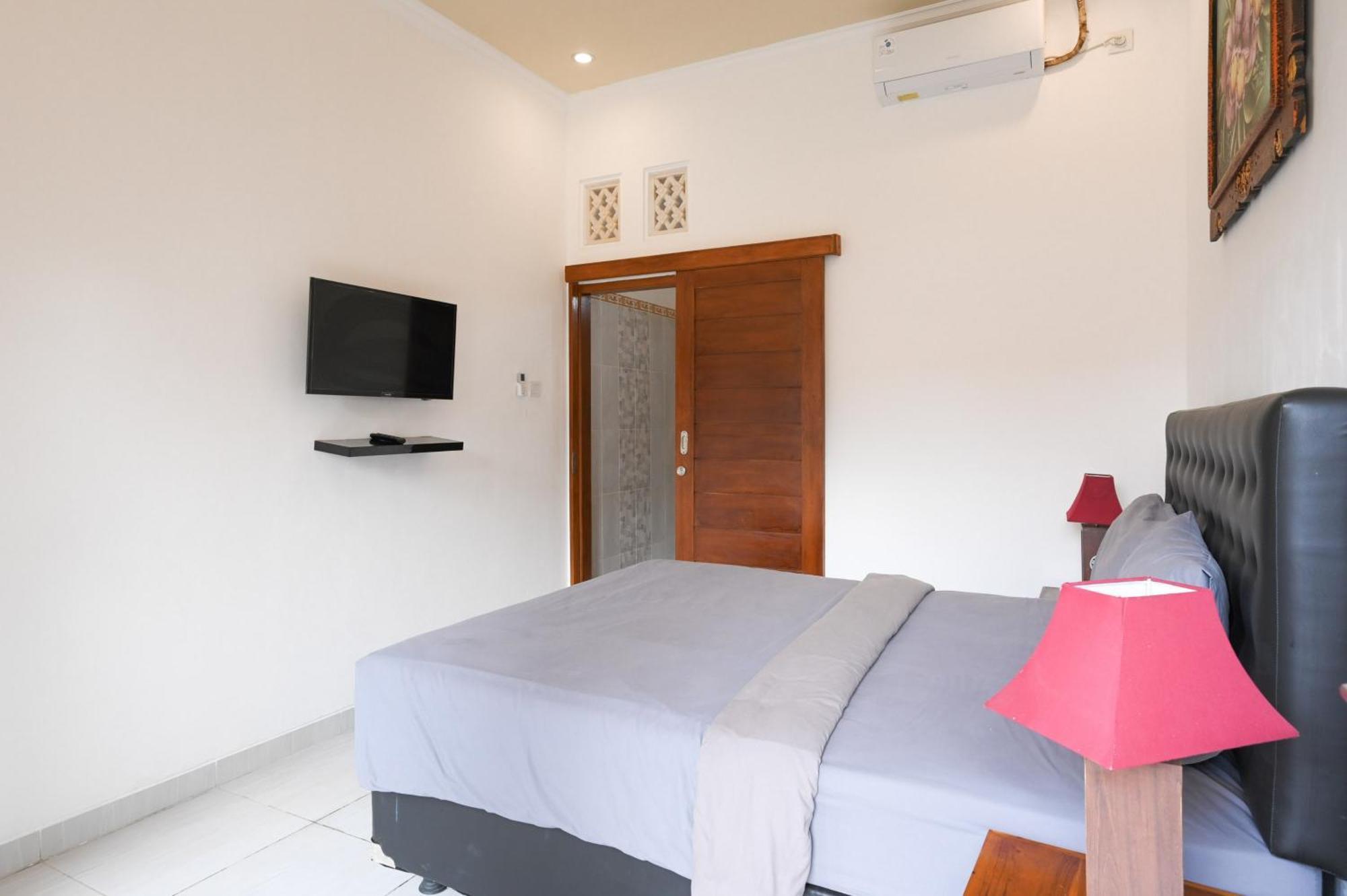 Ceria Guesthouse Seminyak Mitra Reddoorz Zewnętrze zdjęcie